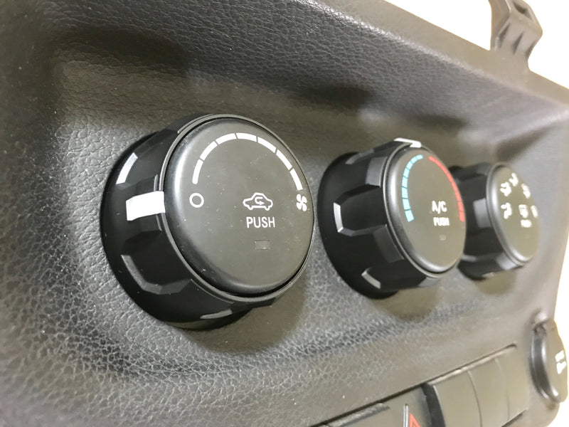 Load image into Gallery viewer, Climate Knobs (2011-2018 Wrangler JK) - BLACK
