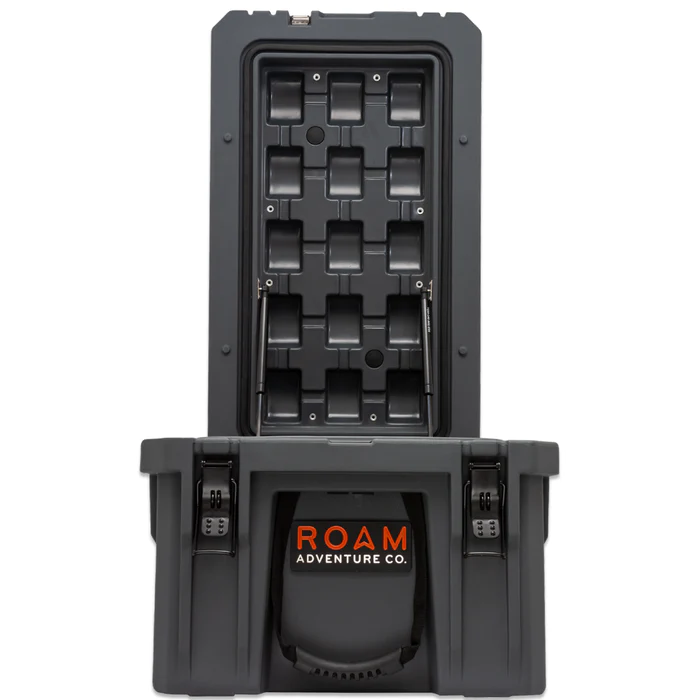Load image into Gallery viewer, Roam 105L RUGGED CARGO CASE
