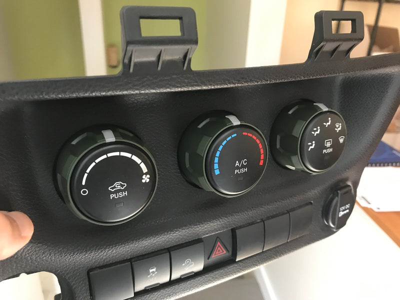 Load image into Gallery viewer, Climate Knobs (2011-2018 Wrangler JK) - ARMY GREEN
