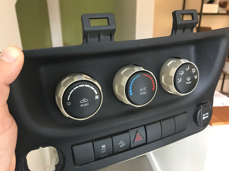 Load image into Gallery viewer, Climate Knobs (2011-2018 Wrangler JK) - SAHARA TAN
