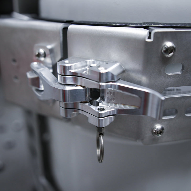 Load image into Gallery viewer, Propane Tank Mount for Bumpers, Cars, RVs
