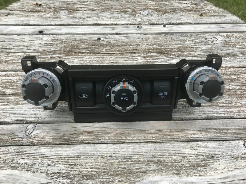 Load image into Gallery viewer, Climate Knobs (5th Gen 4Runner) - CEMENT
