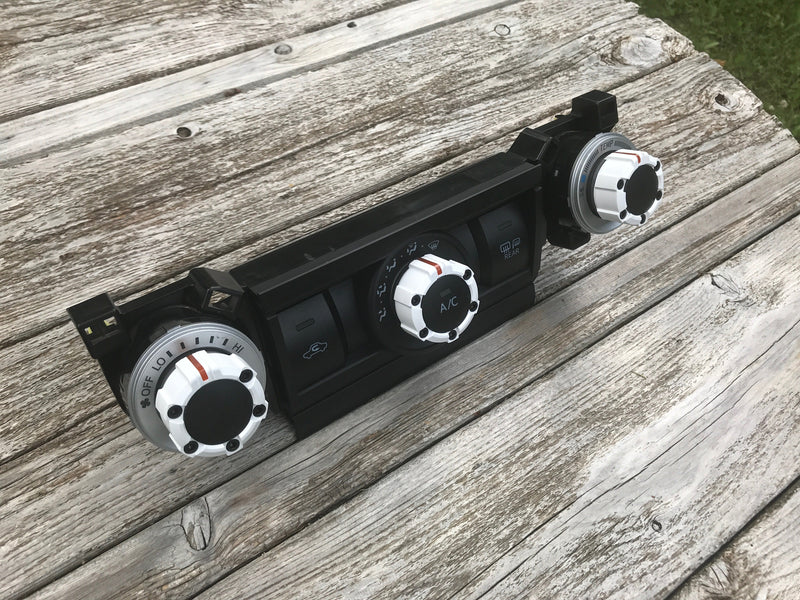 Load image into Gallery viewer, Climate Knobs (5th Gen 4Runner) - WHITE
