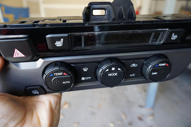 Load image into Gallery viewer, Climate Rings (2016-2023 Tacoma DUAL ZONE) - VOODOO BLUE
