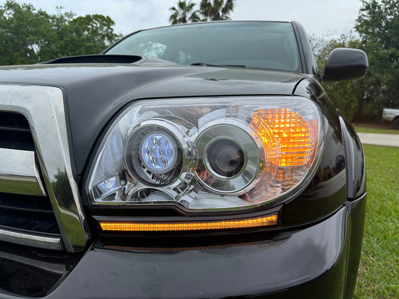 Load image into Gallery viewer, 2006-2009 4th Gen 4Runner LED Retrofit Headlights
