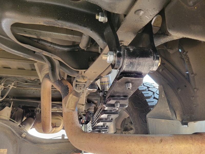Load image into Gallery viewer, 2007-2021 2nd Gen Tundra Lift Shackles
