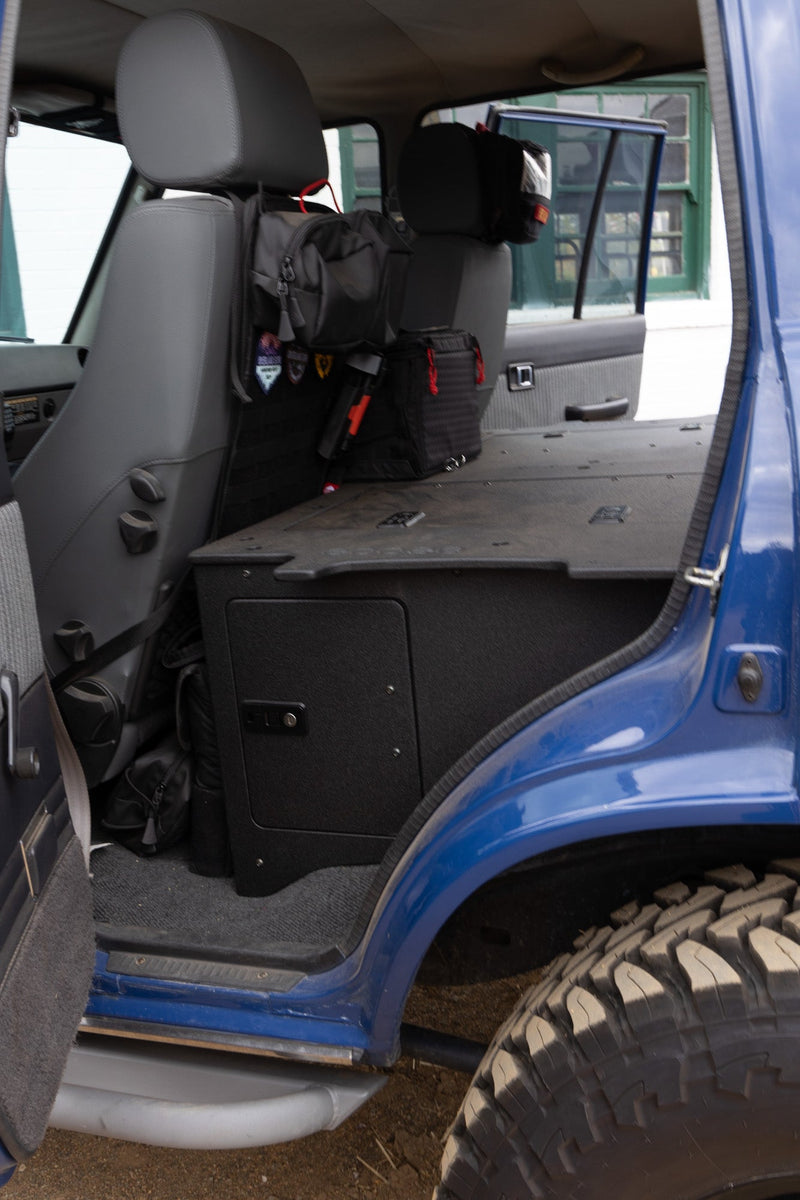 Load image into Gallery viewer, Toyota Land Cruiser 1980-1989 60 Series - Second Row Seat Delete Plate System - Module Height
