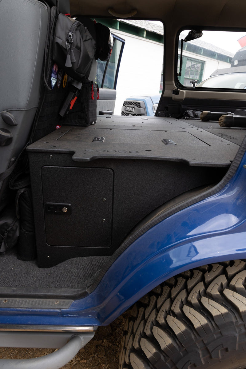 Load image into Gallery viewer, Toyota Land Cruiser 1980-1989 60 Series - Second Row Seat Delete Plate System - Module Height
