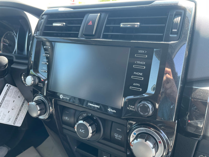 Load image into Gallery viewer, Radio Knobs (2020-2021 Tundra / 2020+ 4Runner) - WHITE
