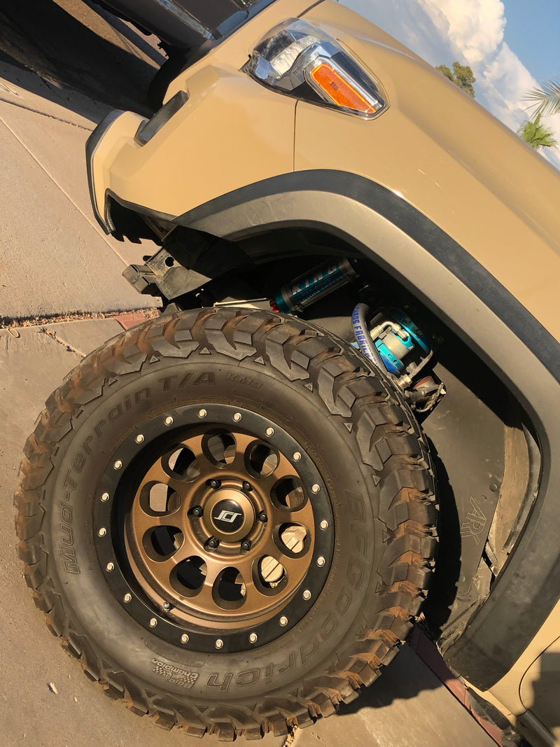 Load image into Gallery viewer, 2016-2023 Toyota Tacoma Splash Guards
