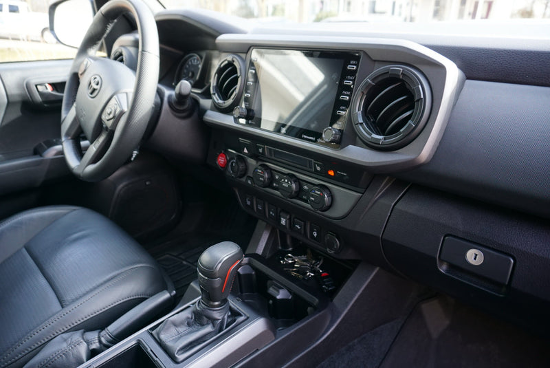 Load image into Gallery viewer, Vent Rings (2016-2023 Tacoma) - BLACK
