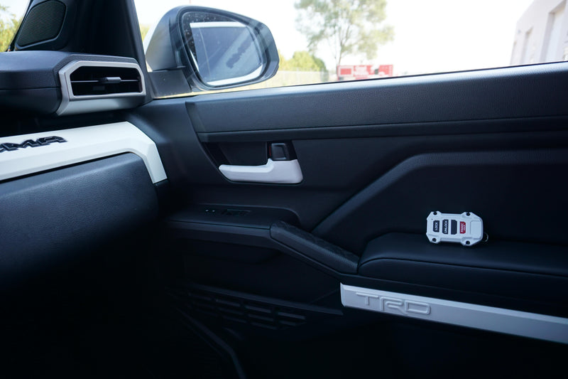 Load image into Gallery viewer, Injection Fob IF020 (2022+ Tundra / 2024+ Tacoma) - WHITE
