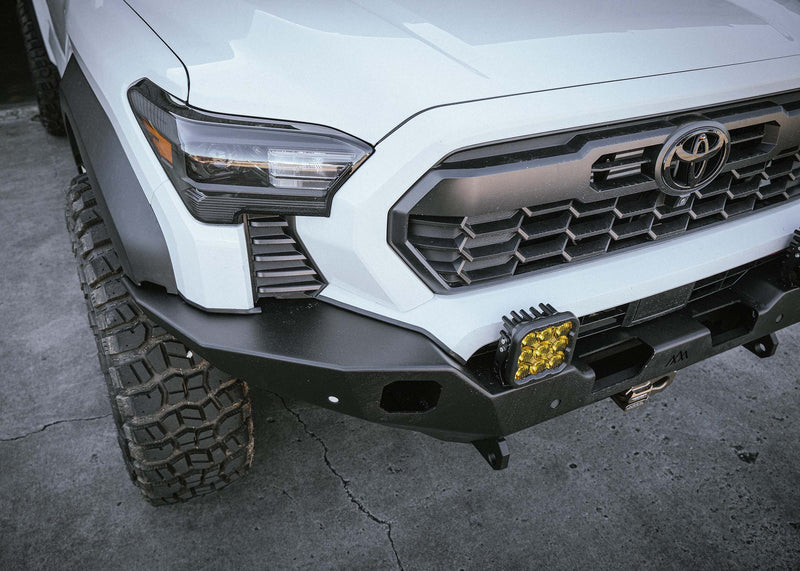 Load image into Gallery viewer, Toyota Tacoma 4th Gen (2024+) Hi-Lite Overland Front Bumper [No Bull Bar]
