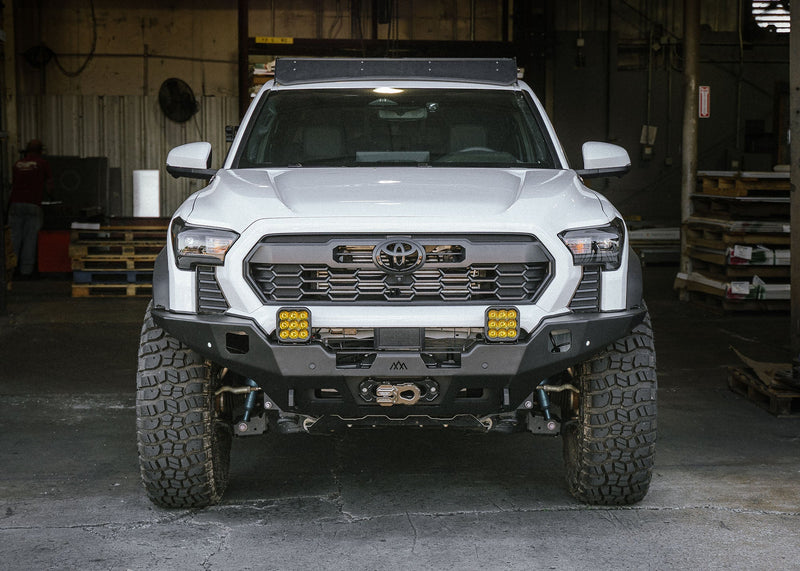 Load image into Gallery viewer, Toyota Tacoma 4th Gen (2024+) Hi-Lite Overland Front Bumper [No Bull Bar]
