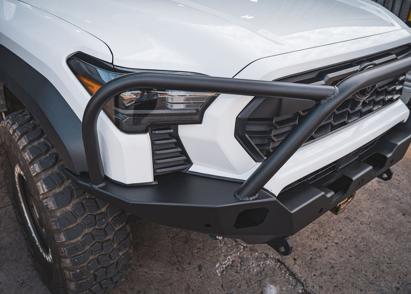 Load image into Gallery viewer, Toyota Tacoma 4th Gen (2024+) Hi-Lite Overland Front Bumper [Bull Bar]
