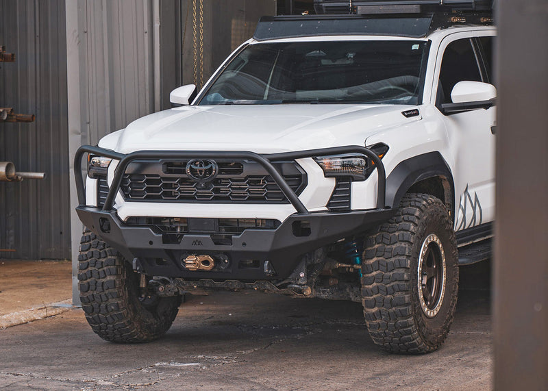 Load image into Gallery viewer, Toyota Tacoma 4th Gen (2024+) Hi-Lite Overland Front Bumper [Bull Bar]
