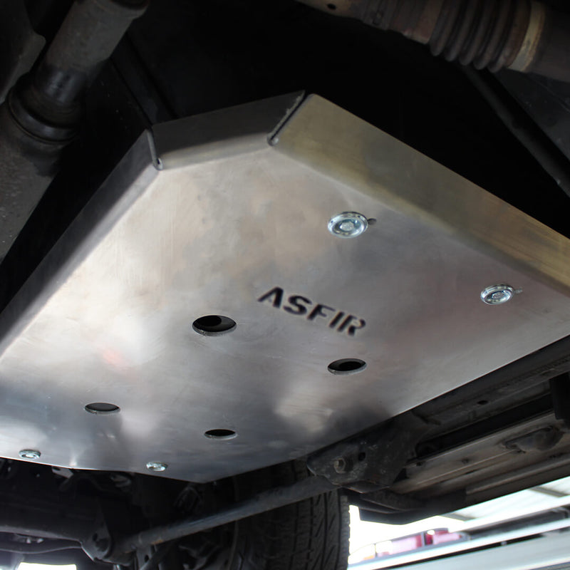 Load image into Gallery viewer, Toyota Land Cruiser 100 / Lexus LX 470 Fuel Tank Skid Plate
