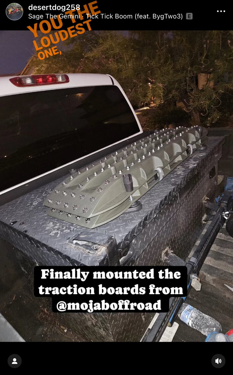 Load image into Gallery viewer, Ultimate Traction recovery board with steel plugs
