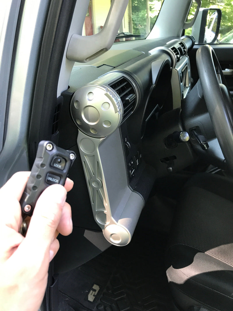 Load image into Gallery viewer, Injection Fob IF005 (2007 FJ Cruiser / 1st Gen Tundra) - SUN FUSION YELLOW
