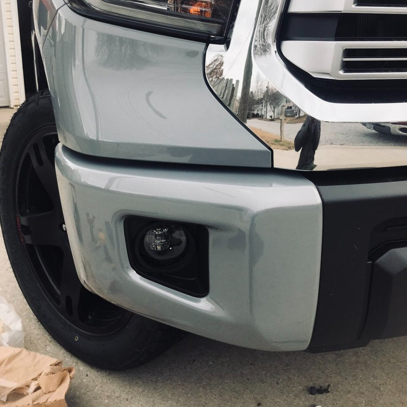 Load image into Gallery viewer, Standard Tundra Front Bumper Caps
