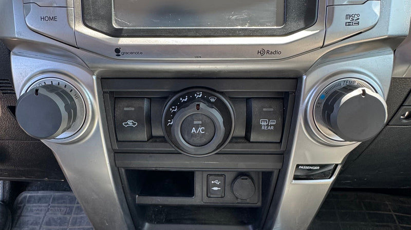 Load image into Gallery viewer, 5th Gen 4Runner 3 Climate Knob Covers
