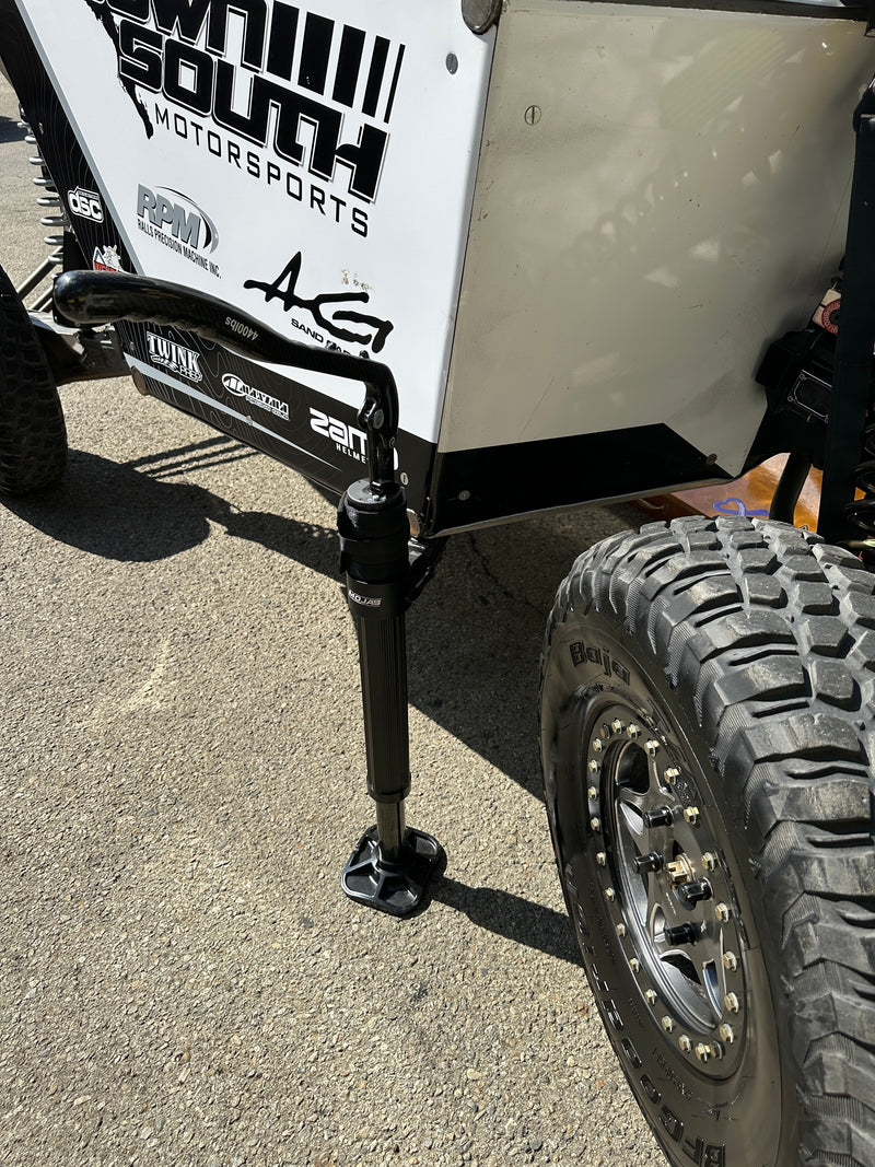 Load image into Gallery viewer, CarbonPro Compact Hydraulic Jack MLH 32&#39;&#39;
