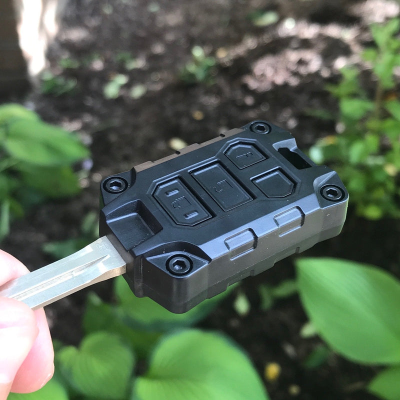 Load image into Gallery viewer, Injection Fob IF009 (2018-2019 Tundra / 2016-2023 Tacoma Manual/SR5) - BLACK
