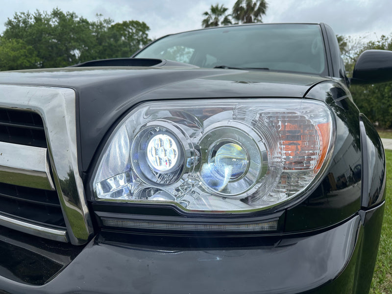 Load image into Gallery viewer, 2006-2009 4th Gen 4Runner LED Retrofit Headlights
