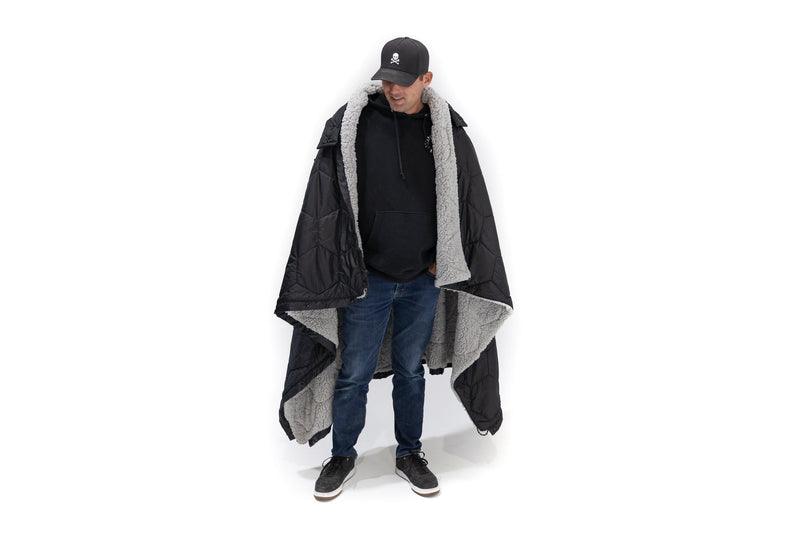 Load image into Gallery viewer, Anywhere Poncho/Puff Blanket - Clearance
