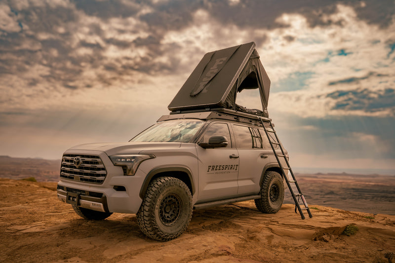Load image into Gallery viewer, Aspen Lite XL - Rooftop Tent
