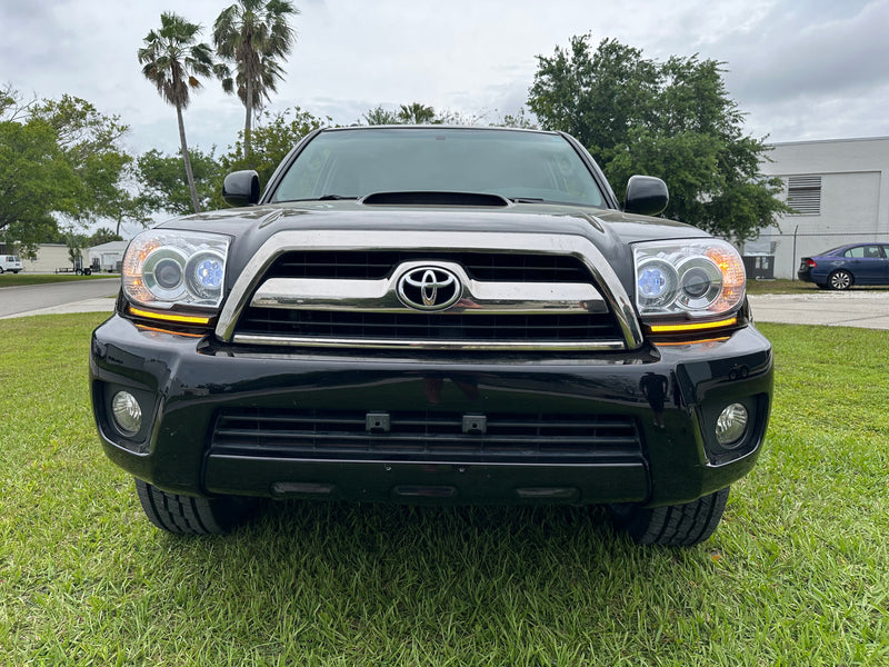 Load image into Gallery viewer, 2006-2009 4th Gen 4Runner LED Turn Signal Filler Panels w/ DRL
