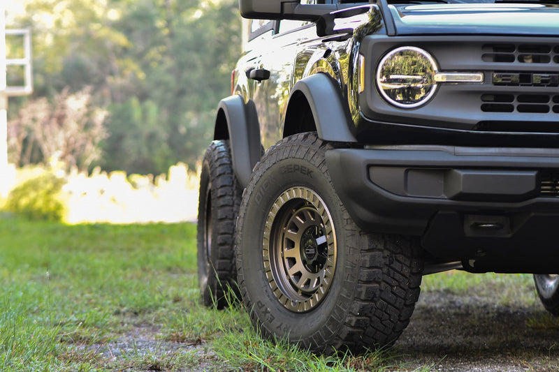 Load image into Gallery viewer, Overland Sector Venture 17x9 -12 5x114.3/5x127mm 71.5mm Satin Bronze
