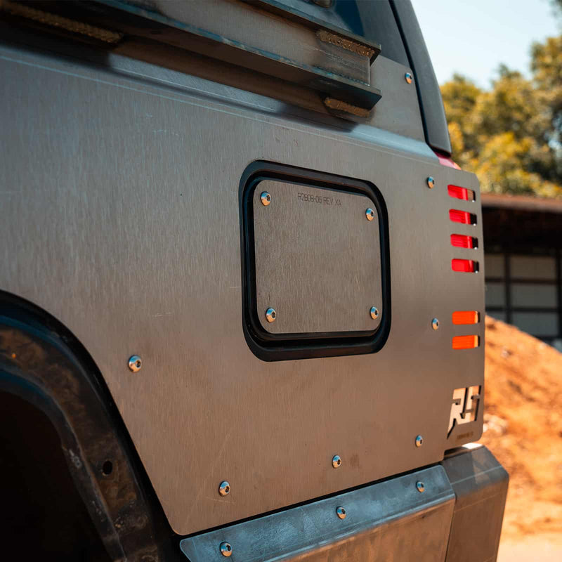 Load image into Gallery viewer, Upper Quarter Panel Armor for Jeep XJ
