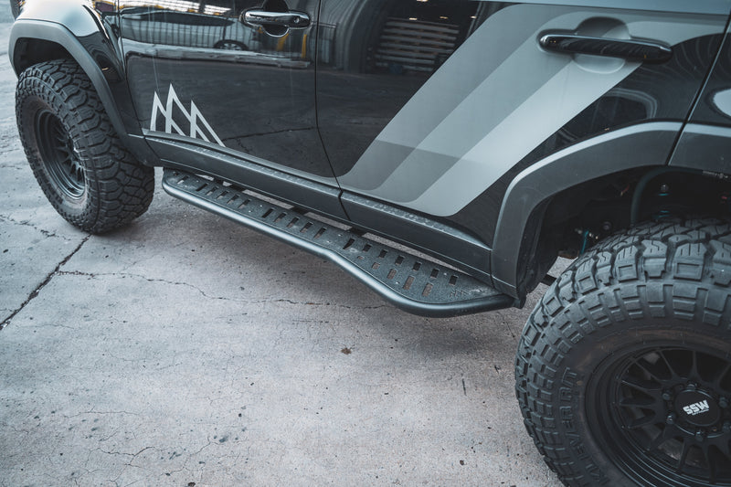 Load image into Gallery viewer, Toyota Land Cruiser 250 Series (2024+) Rock Sliders
