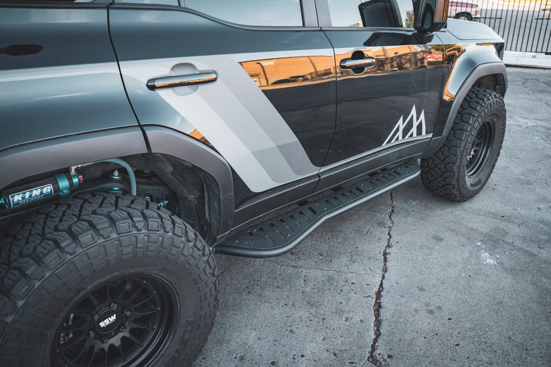 Load image into Gallery viewer, Toyota Land Cruiser 250 Series (2024+) Rock Sliders
