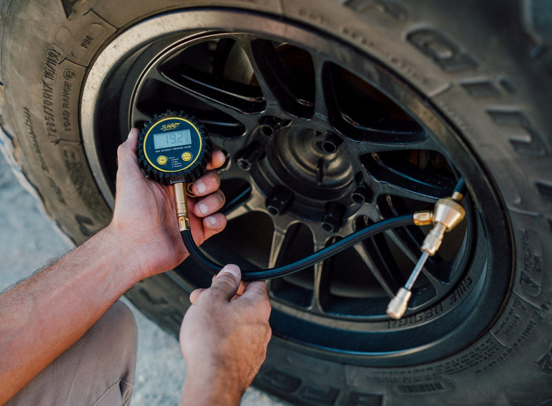 Load image into Gallery viewer, Quick Air Down Tool W/ Digital Gauge
