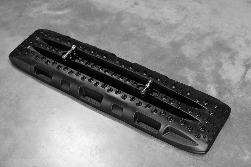 Load image into Gallery viewer, RototraX Traction Boards BLACK
