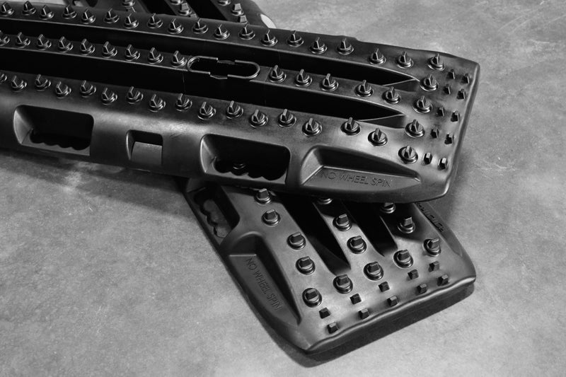 Load image into Gallery viewer, RototraX Traction Boards BLACK
