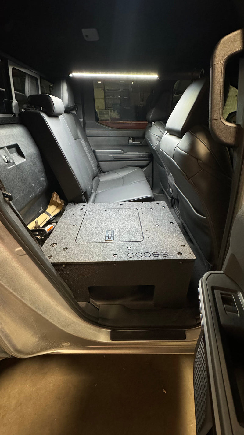 Load image into Gallery viewer, Toyota Tacoma - 2024-Present - 4th Gen - Non-Hybrid - Double Cab - Explore Series - Seat Delete Plate System - Second Row
