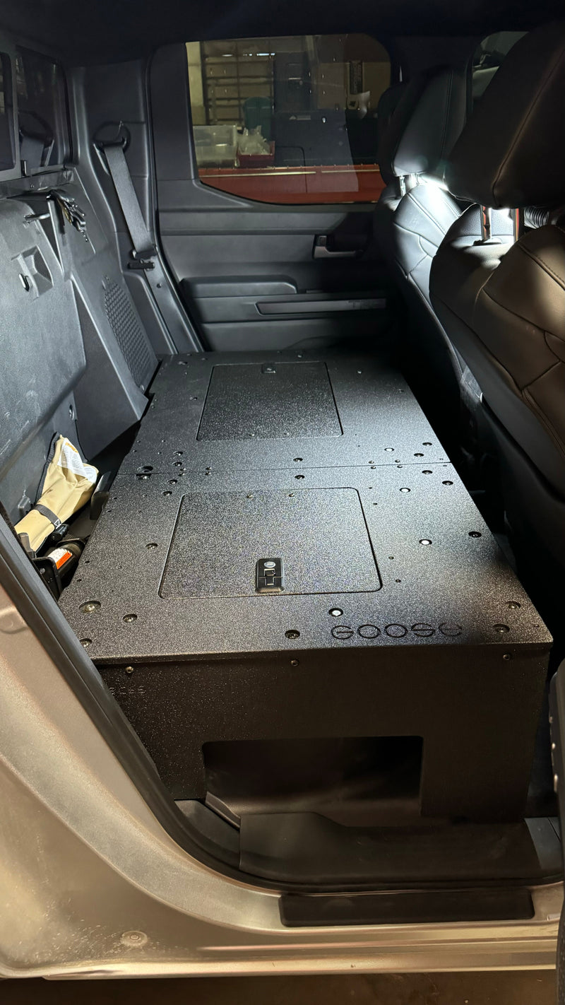 Load image into Gallery viewer, Toyota Tacoma - 2024-Present - 4th Gen - Non-Hybrid - Double Cab - Explore Series - Seat Delete Plate System - Second Row
