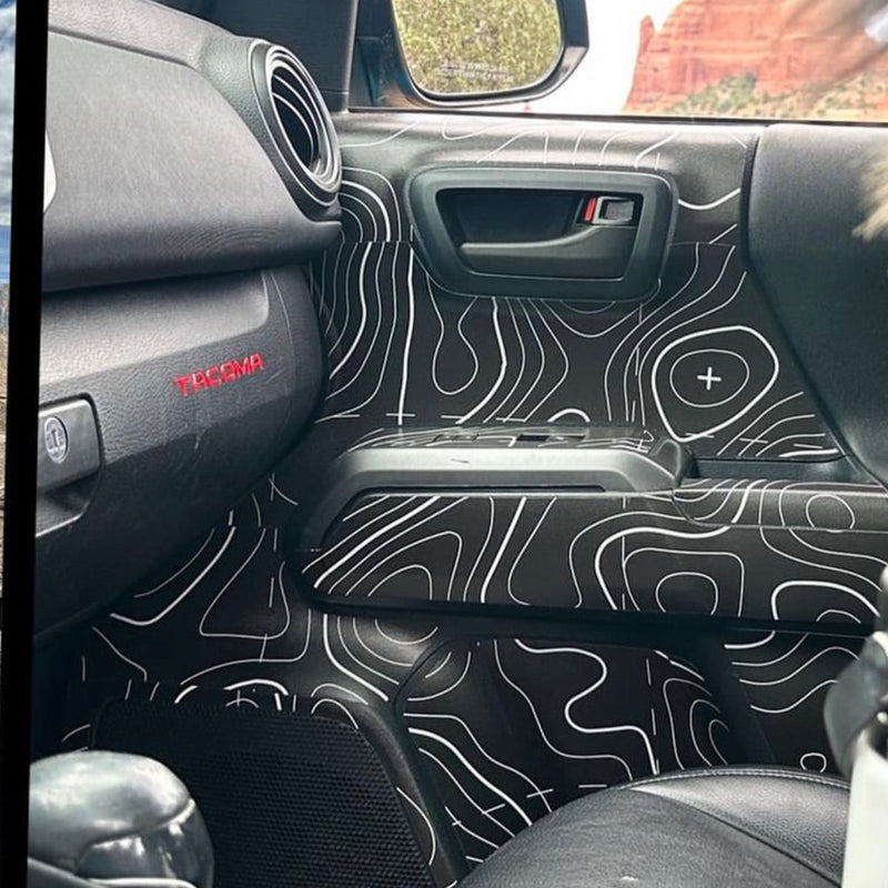 Load image into Gallery viewer, 2016-23 Tacoma Door Skins
