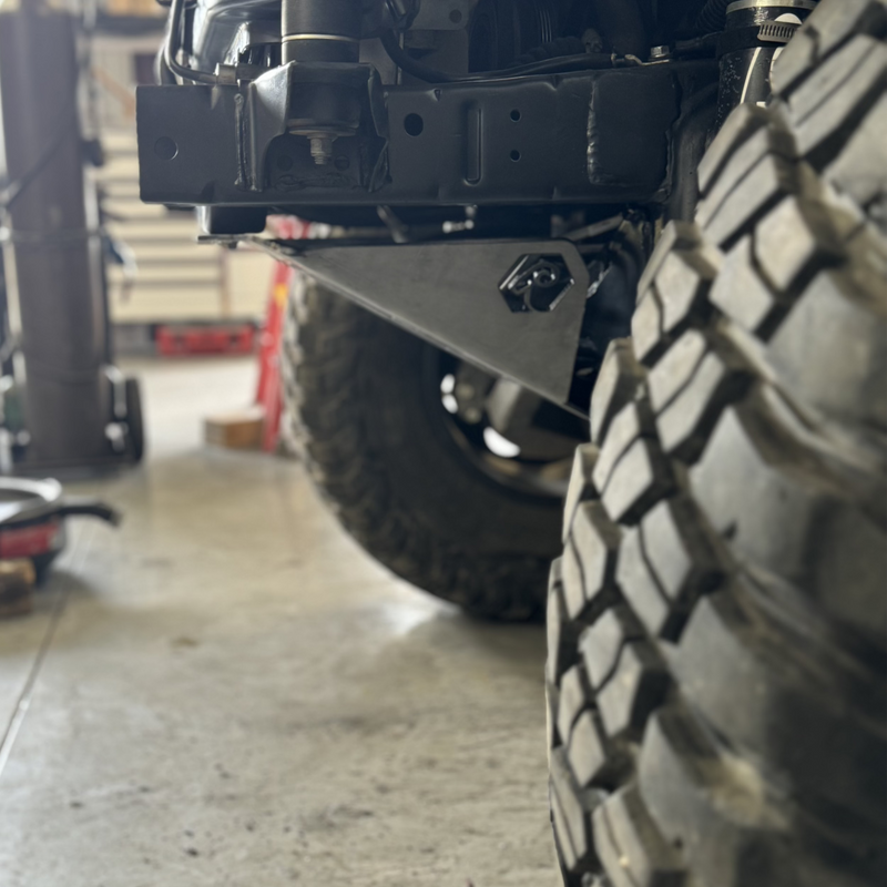Load image into Gallery viewer, High Clearance HD Skid Plate &amp; Radiator (96-02 4Runner, 95-04 Tacoma)
