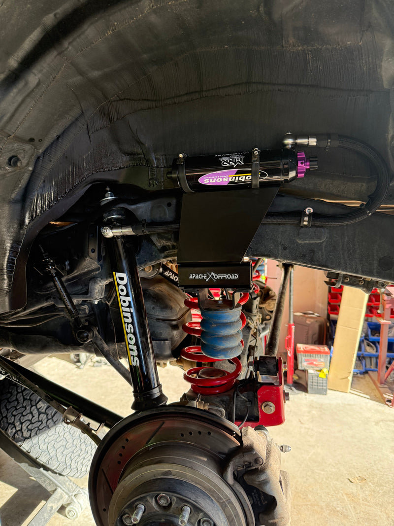 Load image into Gallery viewer, OEO Rear Reservior Mounts for Dobinsons MRR - 4Runner/FJ Cruiser/GX470/GX460
