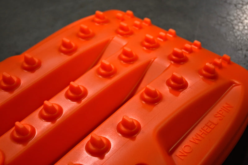 Load image into Gallery viewer, RototraX Traction Boards ORANGE
