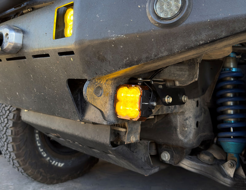Load image into Gallery viewer, LED Pod Brackets for High Clearance Bumpers 1996-2002 4Runners
