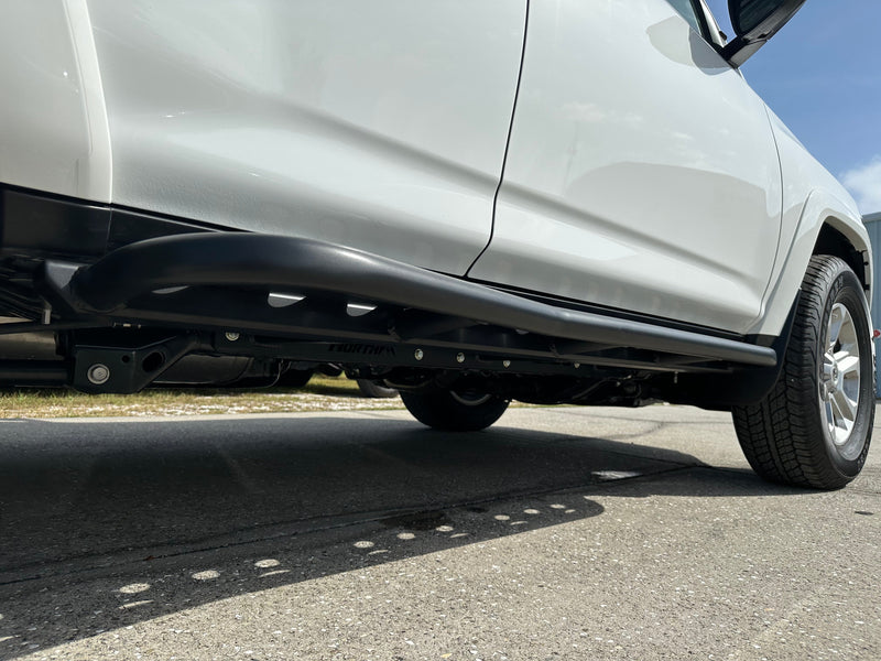 Load image into Gallery viewer, 2014-2024 5th Gen 4Runner Bolt On Rock Sliders (Non KDSS)
