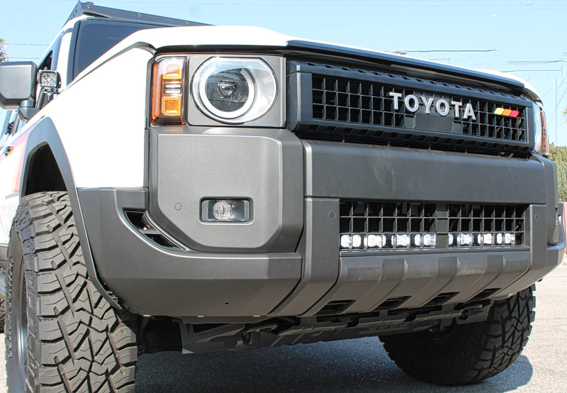 Load image into Gallery viewer, 2024+ Toyota Land Cruiser Single 30in Light Bar - PRO
