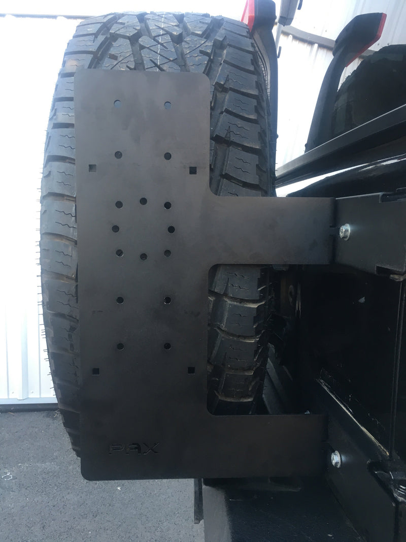 Load image into Gallery viewer, Jeep Jk Tailgate Mount
