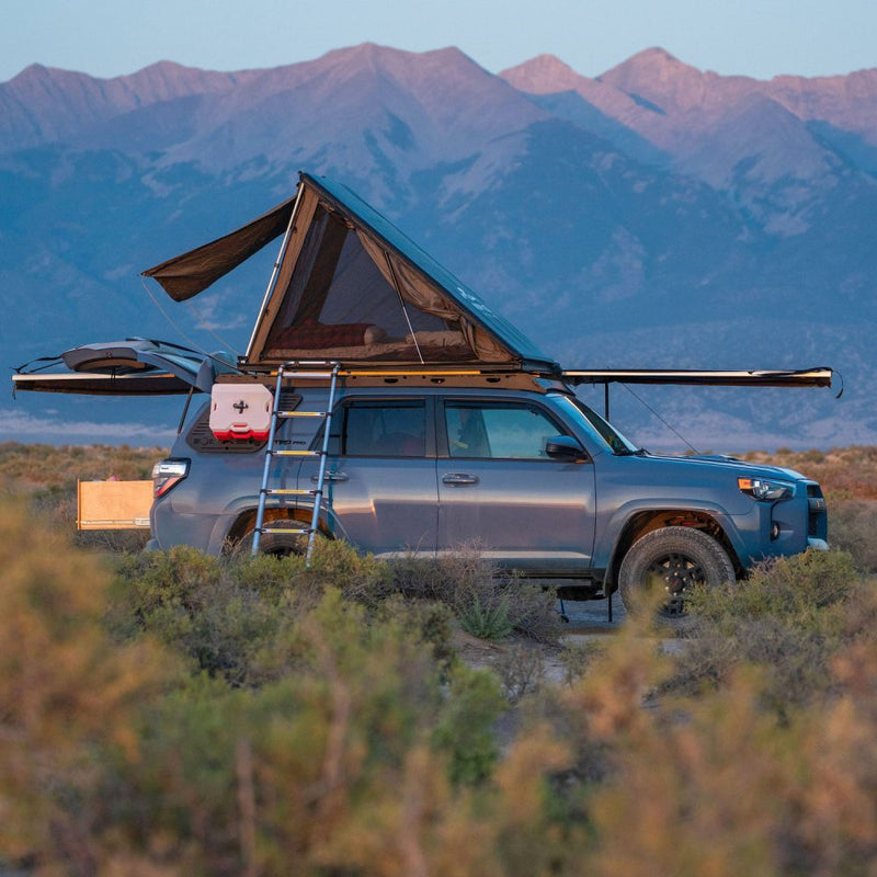 Load image into Gallery viewer, Standard Lightweight Rooftop Tent

