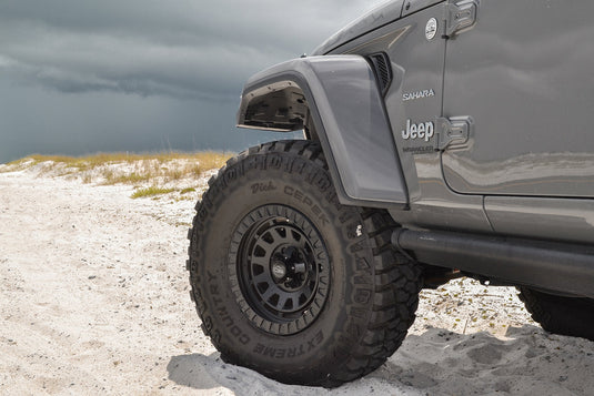 VENTURE | Satin Black